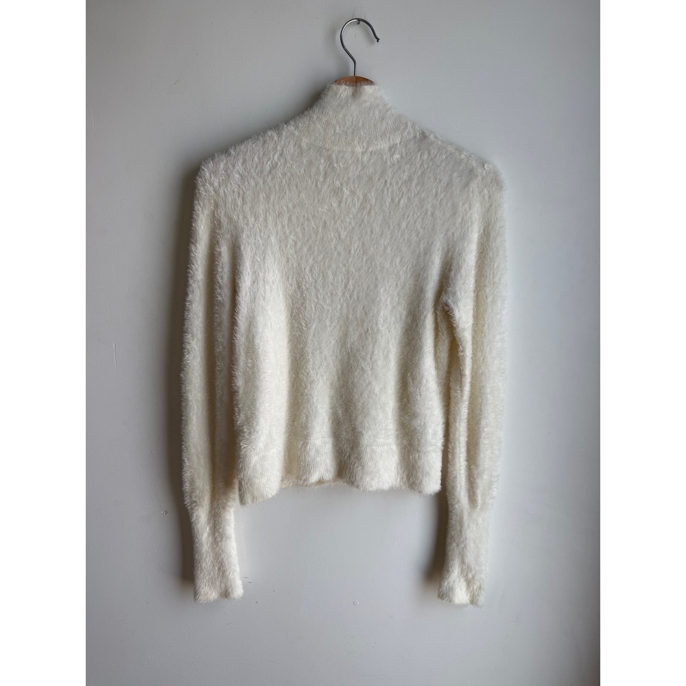 Leith White Fuzzy Mock Neck Crop Sweater Size XS / S - Picture 4 of 6